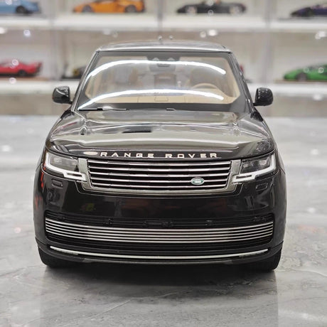 [LCD] 1:18 Land Rover 2022 Range Rover SV Black Model Car Die-Cast