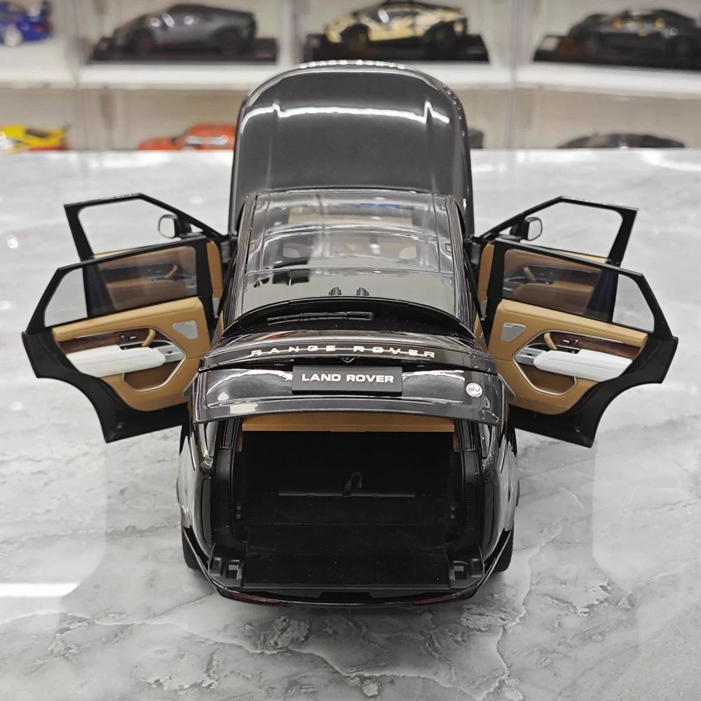 [LCD] 1:18 Land Rover 2022 Range Rover SV Black Model Car Die-Cast