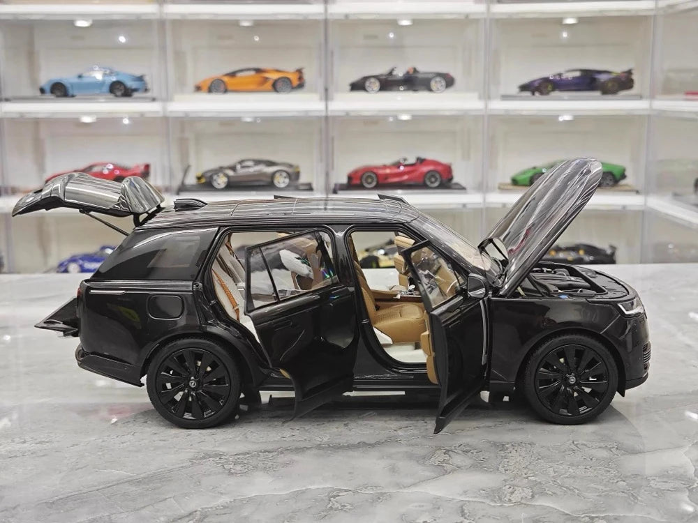 [LCD] 1:18 Land Rover 2022 Range Rover SV Black Model Car Die-Cast