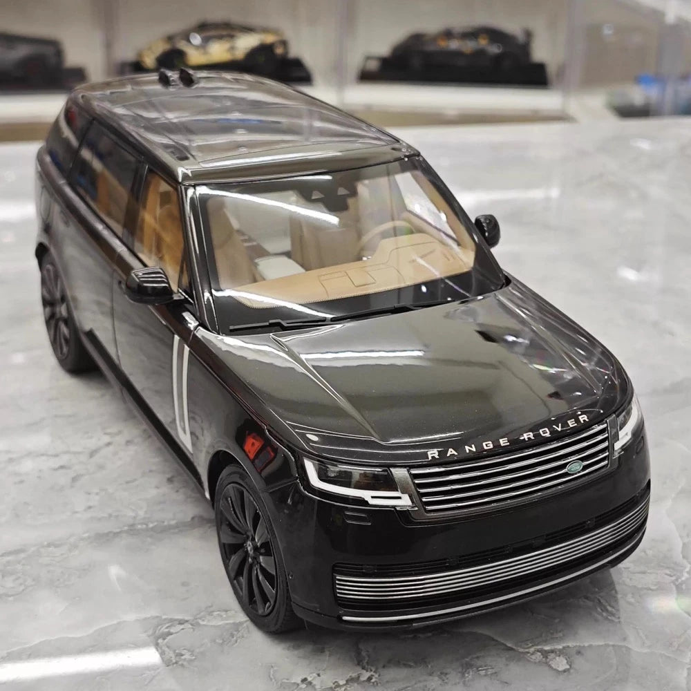 [LCD] 1:18 Land Rover 2022 Range Rover SV Black Model Car Die-Cast