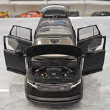 [LCD] 1:18 Land Rover 2022 Range Rover SV Black Model Car Die-Cast