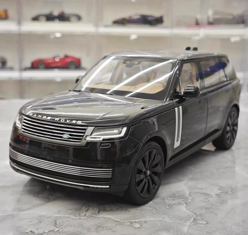 [LCD] 1:18 Land Rover 2022 Range Rover SV Black Model Car Die-Cast