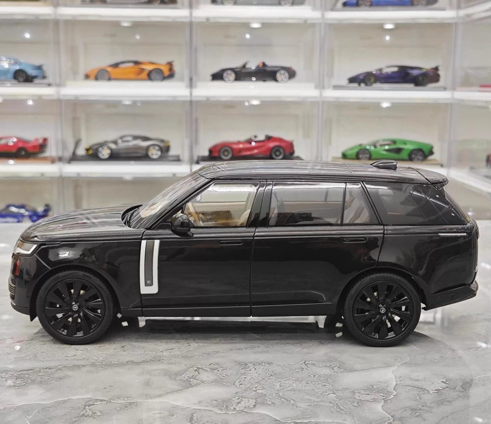 [LCD] 1:18 Land Rover 2022 Range Rover SV Black Model Car Die-Cast
