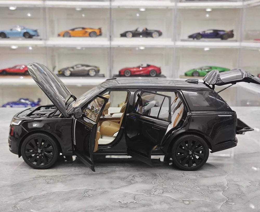 [LCD] 1:18 Land Rover 2022 Range Rover SV Black Model Car Die-Cast