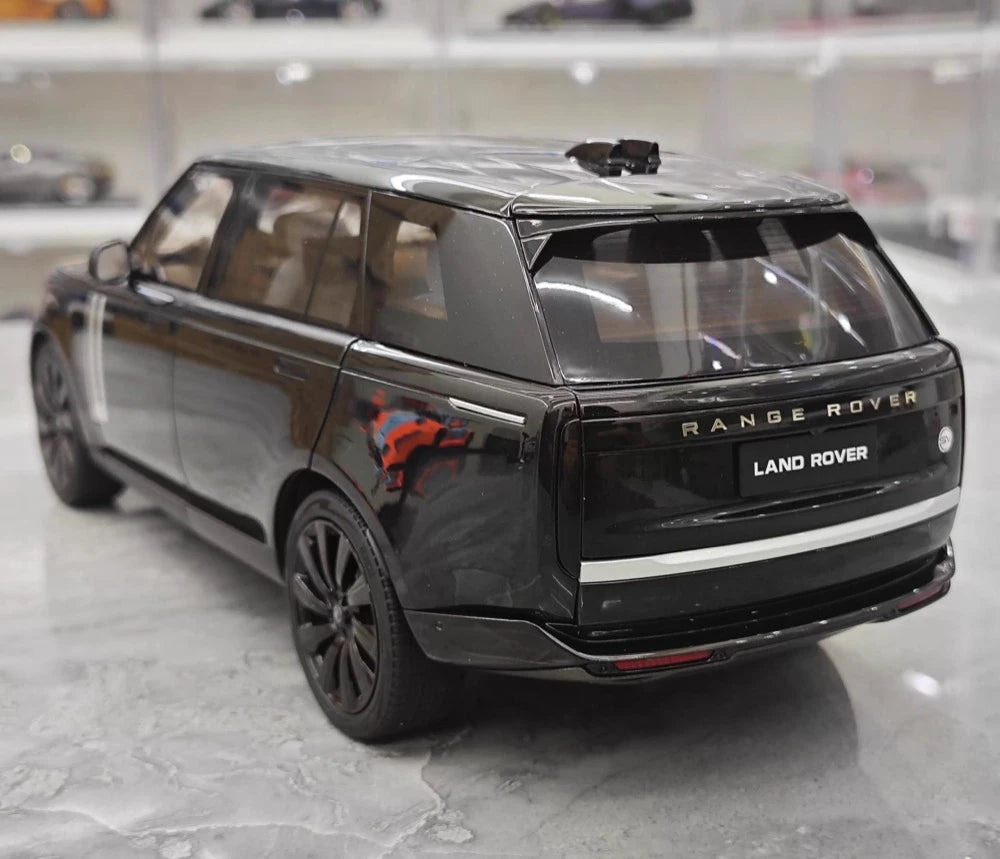 [LCD] 1:18 Land Rover 2022 Range Rover SV Black Model Car Die-Cast