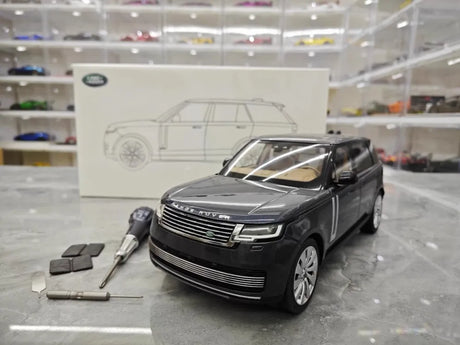 [LCD] 1:18 Land Rover 2022 Range Rover SV Blue Model Car Die-Cast