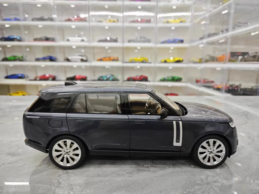 [LCD] 1:18 Land Rover 2022 Range Rover SV Blue Model Car Die-Cast