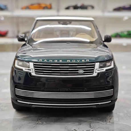 [LCD] 1:18 Land Rover 2022 Range Rover SV Green Model Car Die-Cast