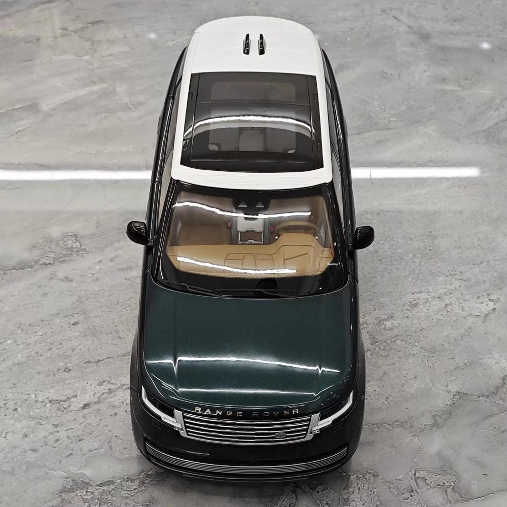 [LCD] 1:18 Land Rover 2022 Range Rover SV Green Model Car Die-Cast