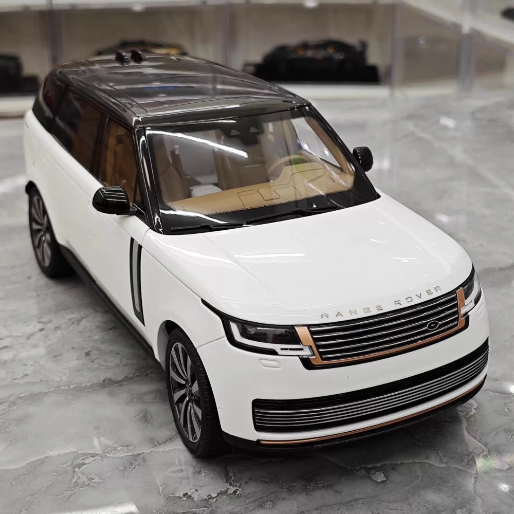 [LCD] 1:18 Land Rover 2022 Range Rover SV White Model Car Die-Cast
