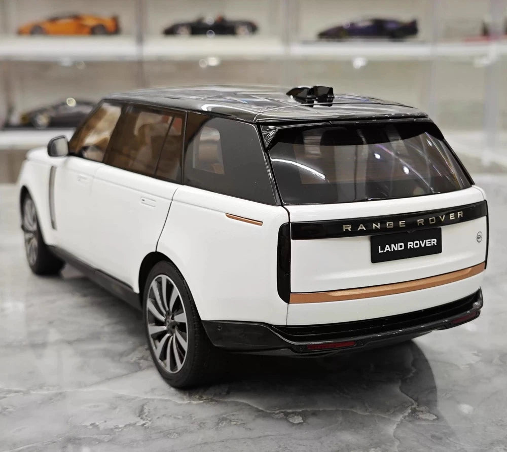 [LCD] 1:18 Land Rover 2022 Range Rover SV White Model Car Die-Cast