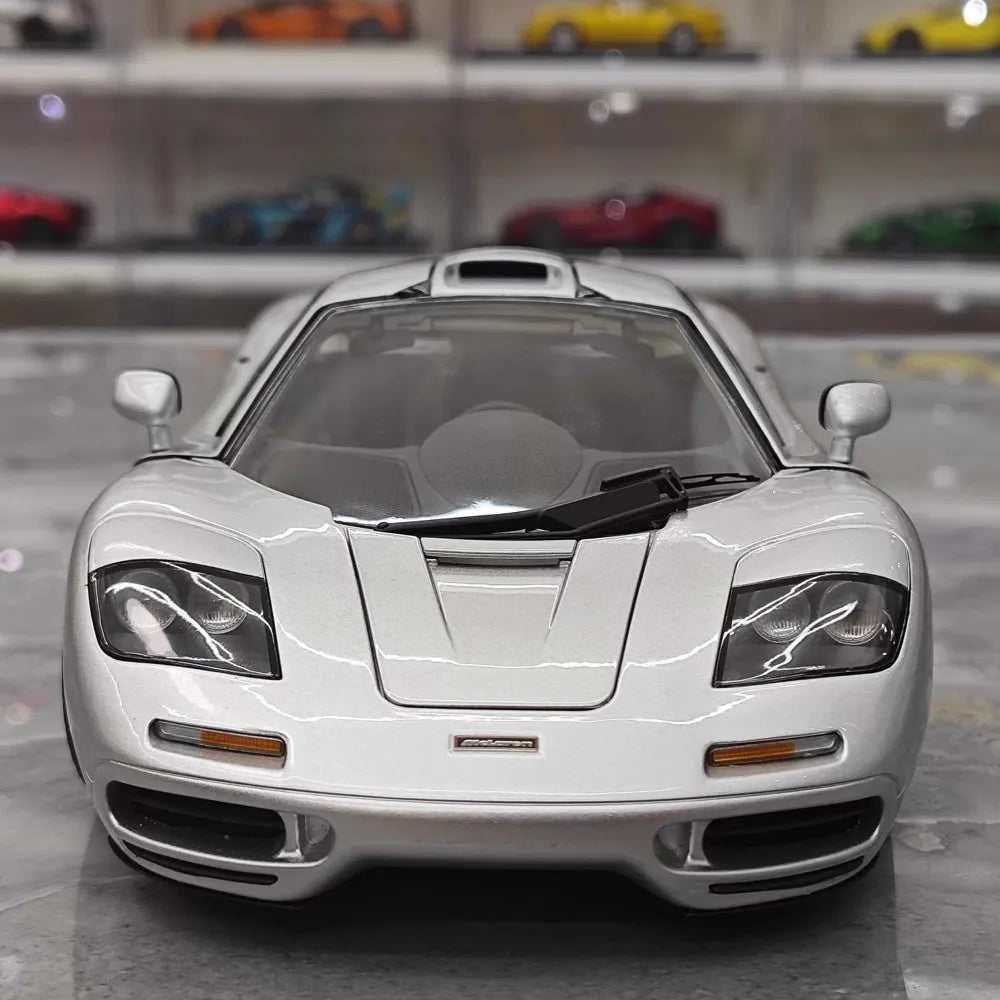 [LCD] 1:18 McLaren 1995 F1 XP5 Silver Model Car Die-Cast