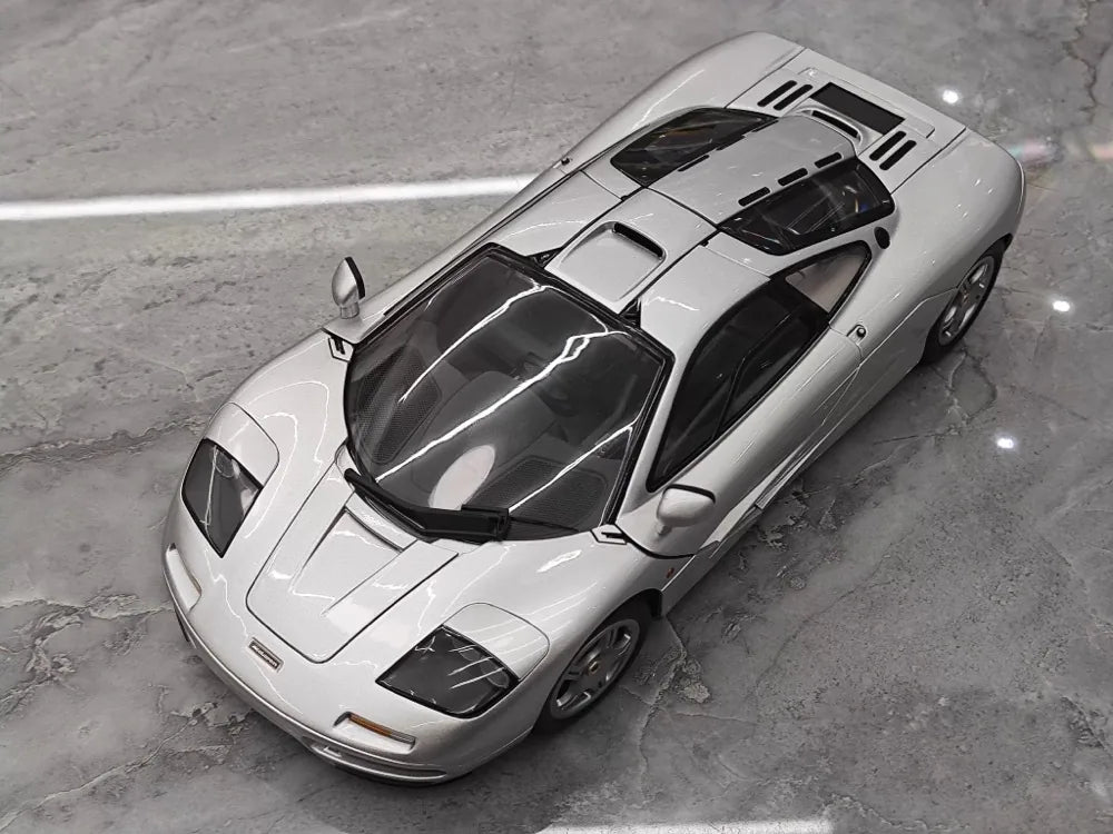 [LCD] 1:18 McLaren 1995 F1 XP5 Silver Model Car Die-Cast