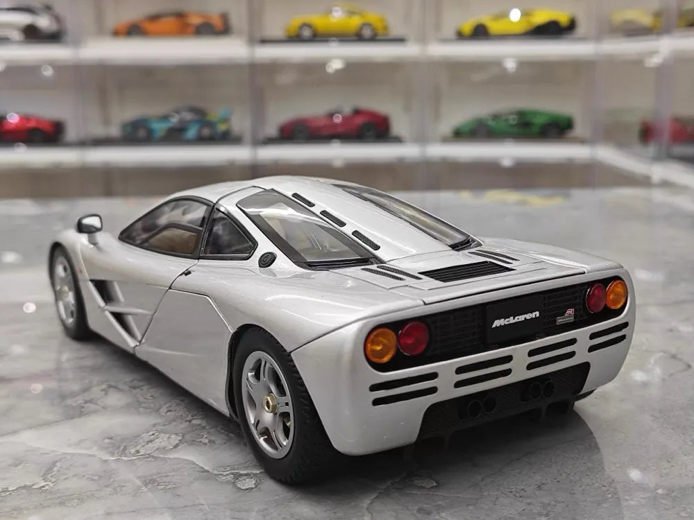 [LCD] 1:18 McLaren 1995 F1 XP5 Silver Model Car Die-Cast