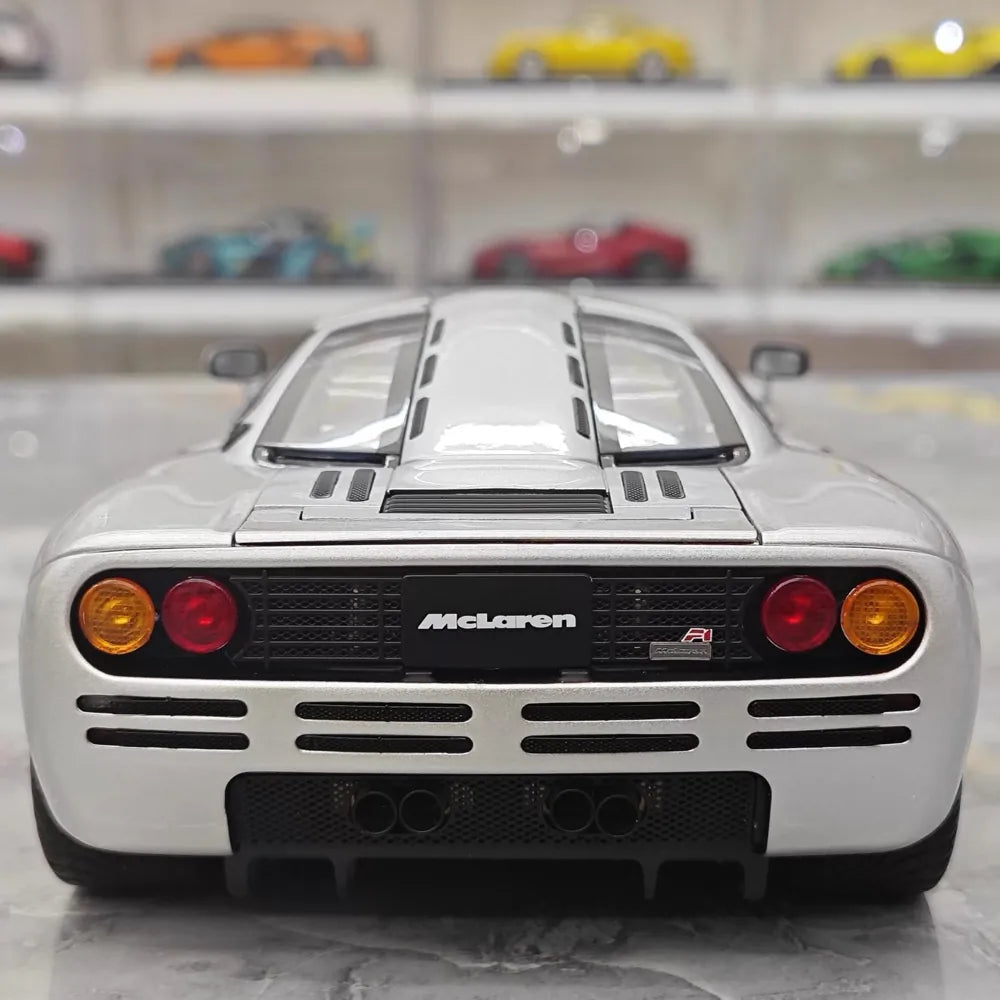 [LCD] 1:18 McLaren 1995 F1 XP5 Silver Model Car Die-Cast