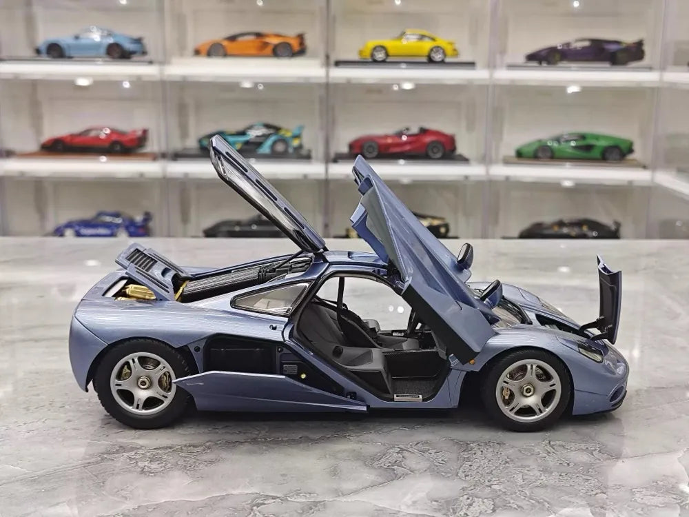 [LCD] 1:18 McLaren 1995 F1 XP5 Blue Model Car Die-Cast