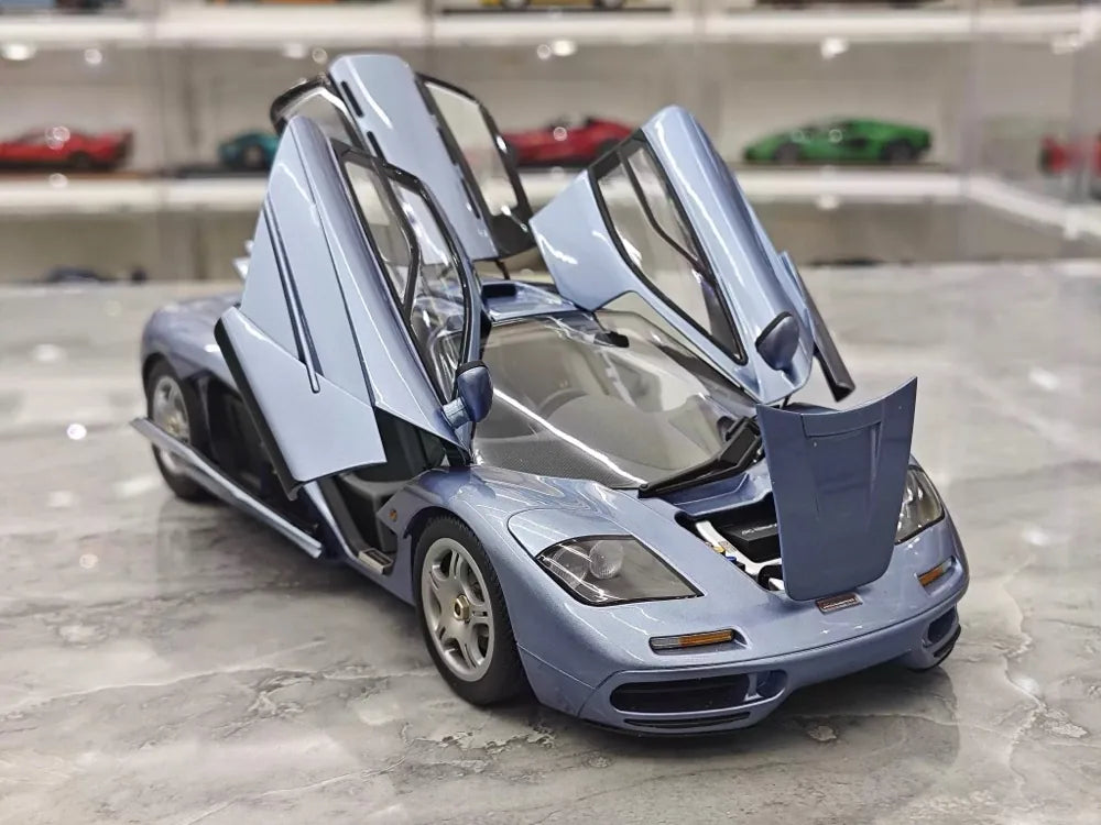 [LCD] 1:18 McLaren 1995 F1 XP5 Blue Model Car Die-Cast