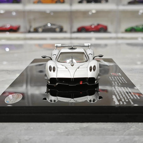 LCD Pagani 2021 Huayra R Silver 1:43 – Keräilyesine valuvalumalli