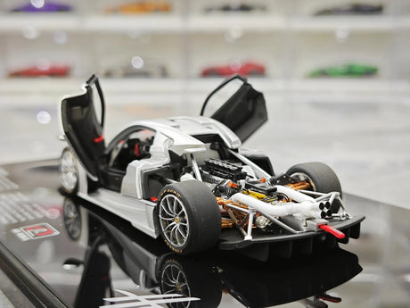 LCD Pagani 2021 Huayra R Silver 1:43 – Keräilyesine valuvalumalli