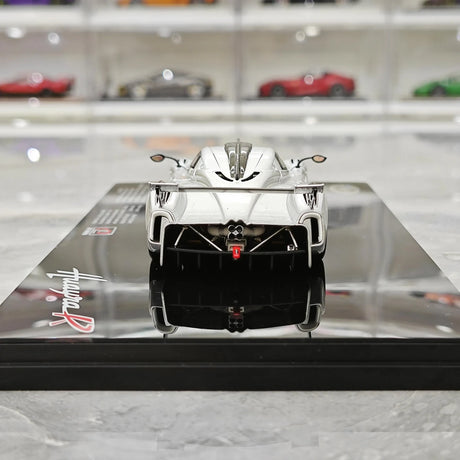 LCD Pagani 2021 Huayra R Silver 1:43 – Keräilyesine valuvalumalli