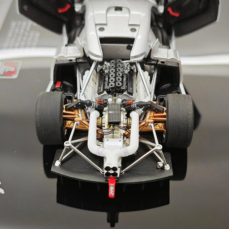 LCD Pagani 2021 Huayra R Silver 1:43 – Keräilyesine valuvalumalli