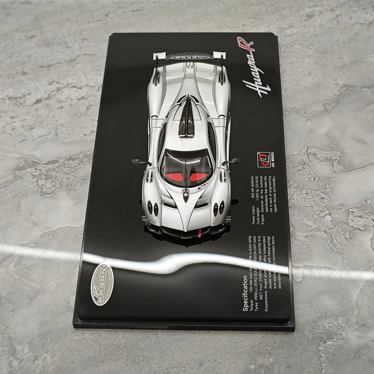 LCD Pagani 2021 Huayra R Silver 1:43 – Keräilyesine valuvalumalli