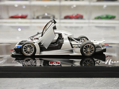 LCD Pagani 2021 Huayra R Silver 1:43 – Keräilyesine valuvalumalli