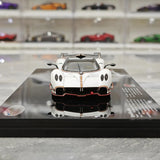 LCD Pagani 2021 Huayra R White 1:43 – コレクターズル・ダイキャストモデル ダイキャスト
