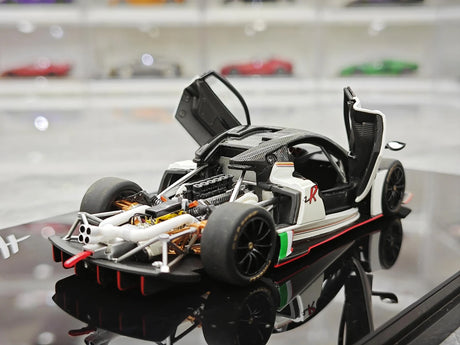 LCD Pagani 2021 Huayra R White 1:43 – Keräilyesineitä valuvalumalli