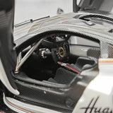 LCD Pagani 2021 Huayra R White 1:43 – コレクターズル・ダイキャストモデル ダイキャスト