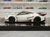 LCD Pagani 2021 Huayra R White 1:43 – コレクターズル・ダイキャストモデル ダイキャスト