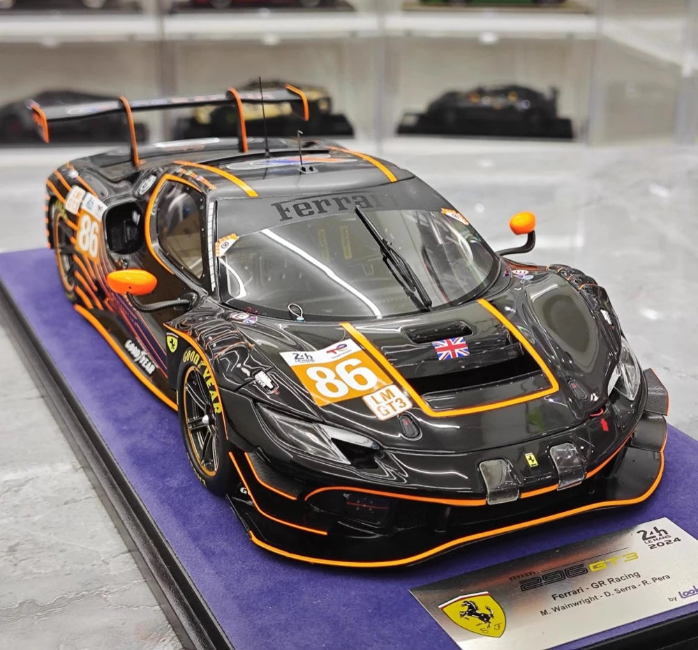 [Looksmart] 1:18 Ferrari 2024 296 GT3 GR Le Mans #86 Model Car Resin