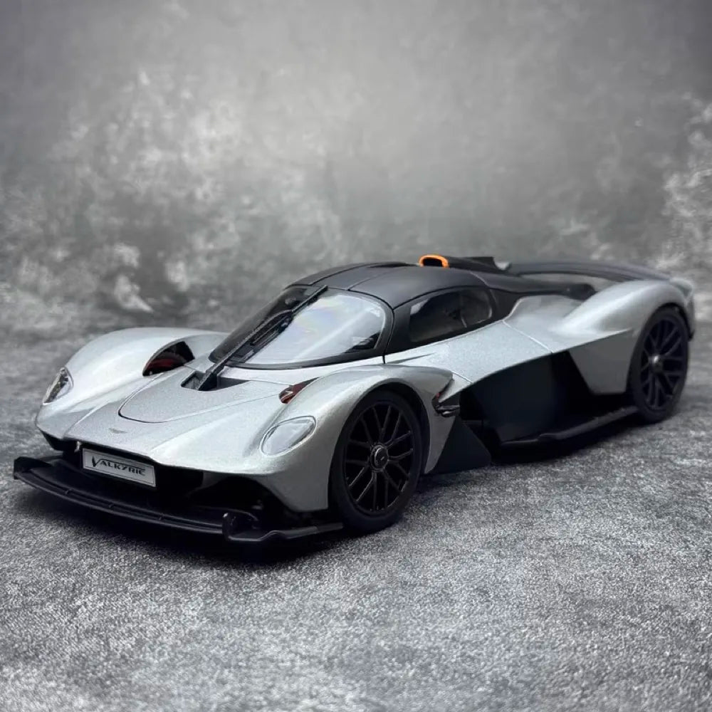 [Maisto] 1:18 Aston Martin 2021 Valkyrie Silver Model Car Die-Cast