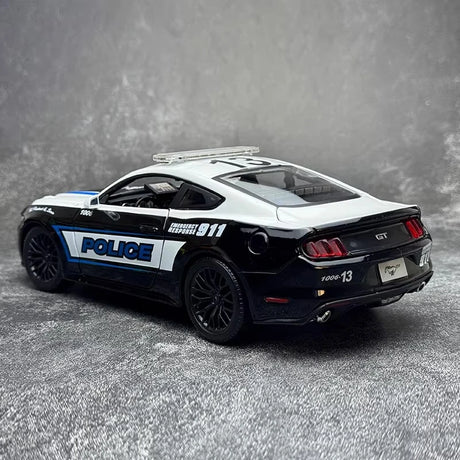 [Maisto] 1:18 Ford 2015 Mustang GT Police Model Car Die-Cast