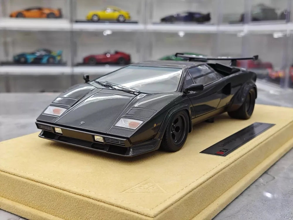 [Make Up] 1:18 Lamborghini 1985 Countach LP5000 QV Gray Model Car Resin