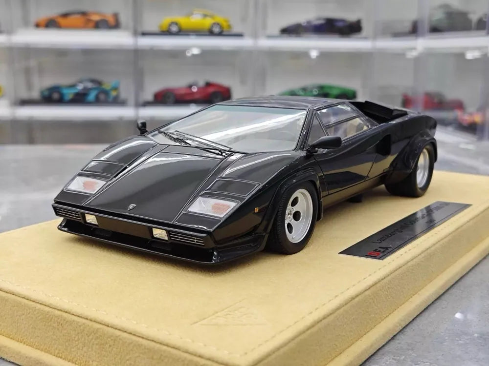 [Make Up] 1:18 Lamborghini 1985 Countach LP5000 QV Black Model Car Resin