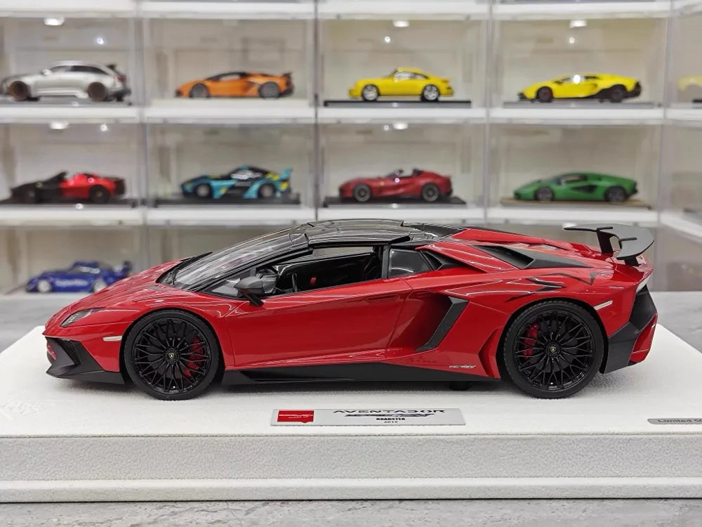 [Make Up] 1:18 Lamborghini 2015 Aventador LP750-4 Red Model Car Resin
