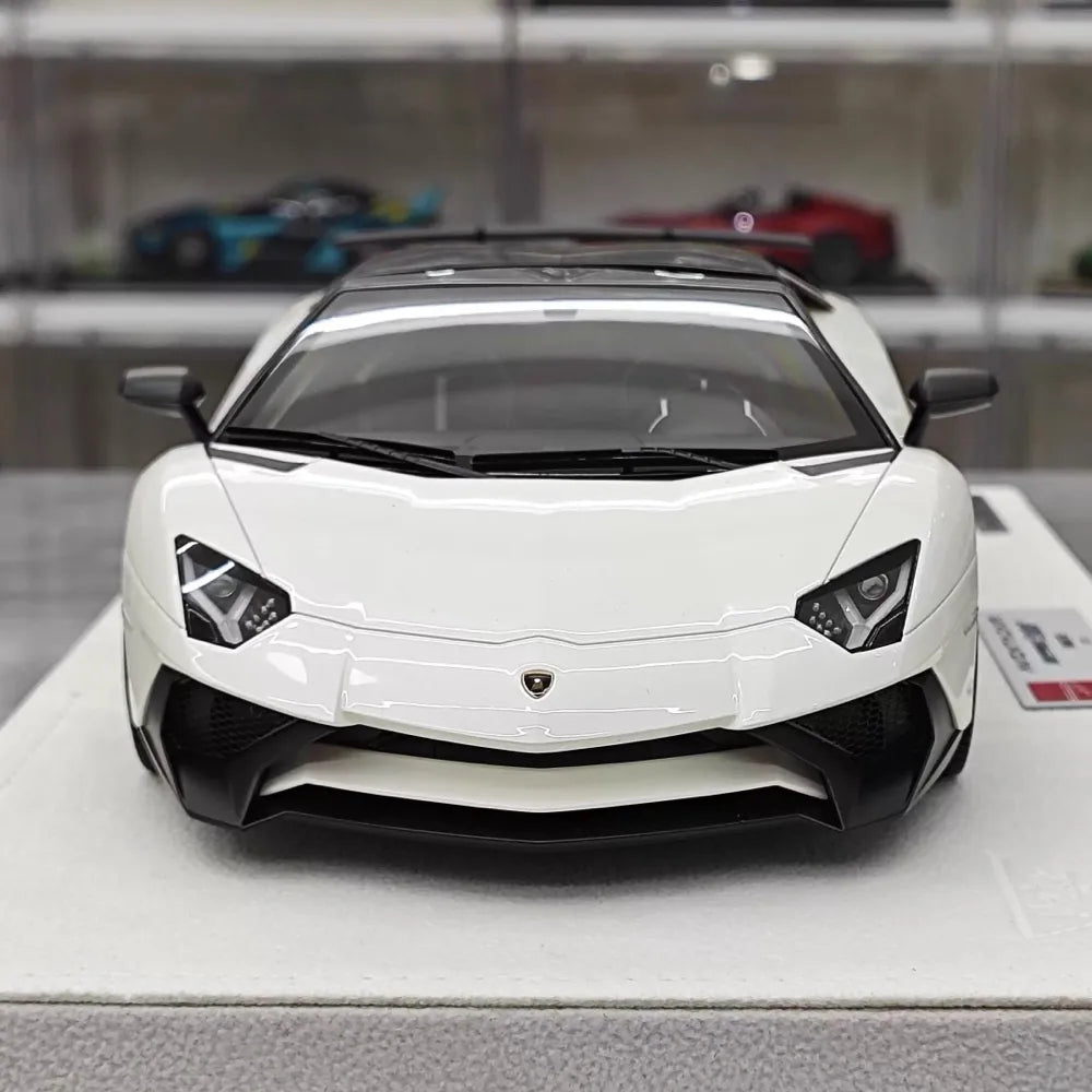 [Make Up] 1:18 Lamborghini 2015 Aventador LP750-4 valkoinen pienoismalli Hartsi