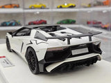 [Make Up] 1:18 Lamborghini 2015 Aventador LP750-4 valkoinen pienoismalli Hartsi