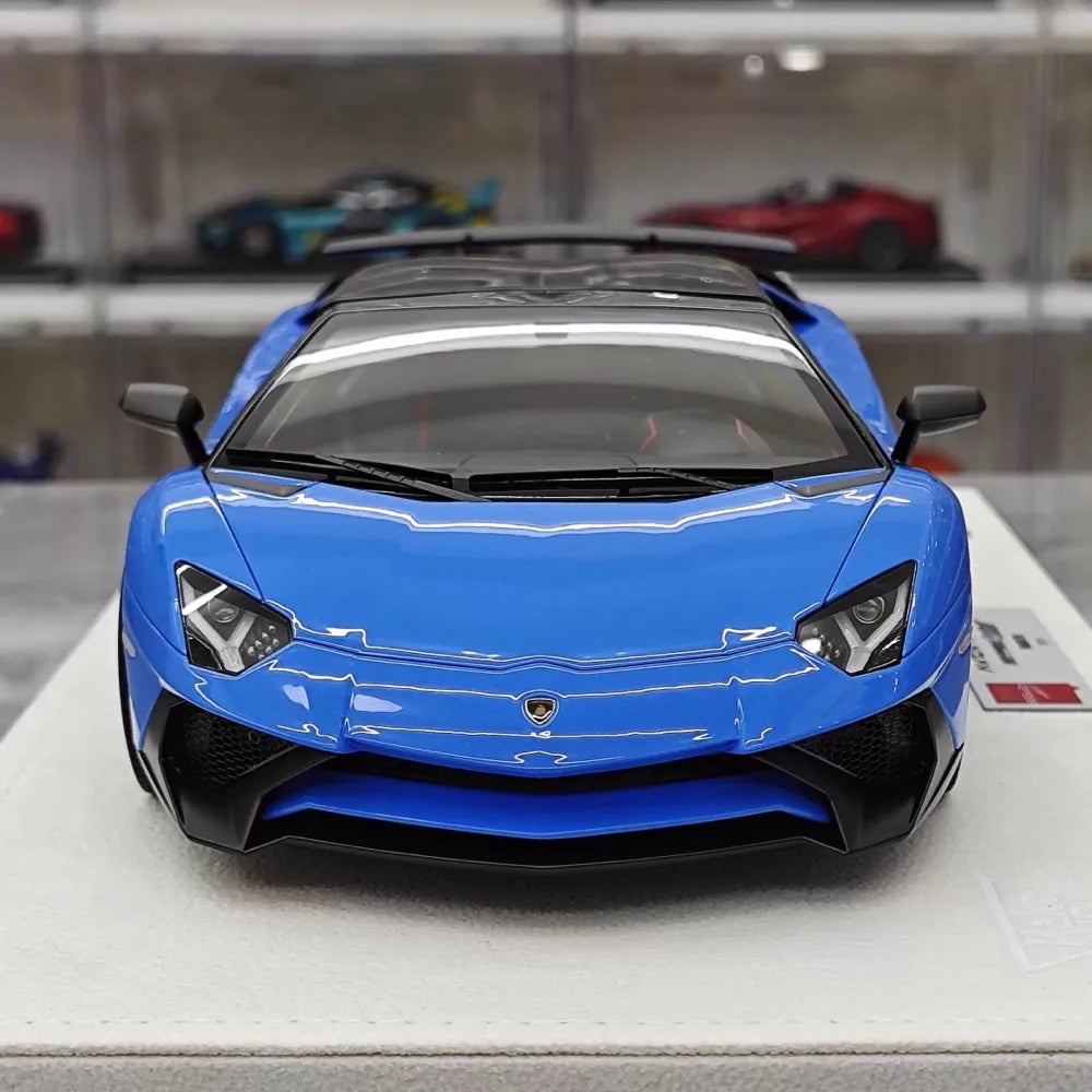 [Make Up] 1:18 Lamborghini 2015 Aventador LP750-4 Blue Model Car Resin