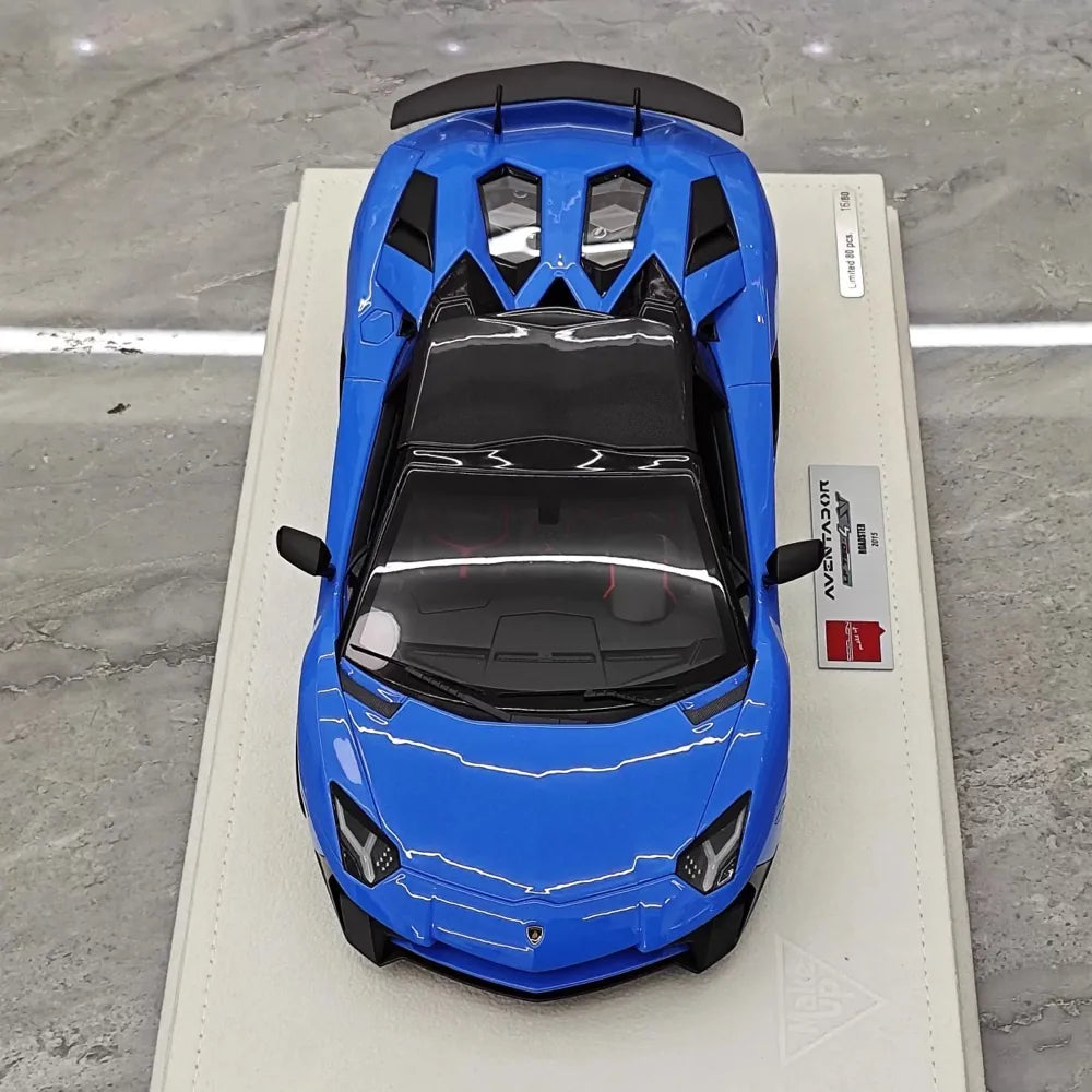 [Make Up] 1:18 Lamborghini 2015 Aventador LP750-4 Blue Model Car Resin