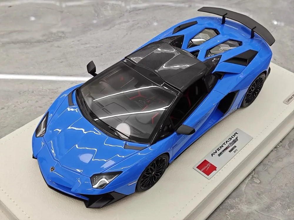 [Make Up] 1:18 Lamborghini 2015 Aventador LP750-4 Blue Model Car Resin