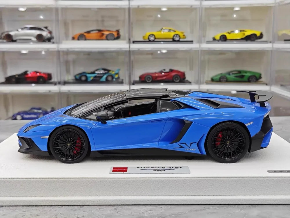 [Make Up] 1:18 Lamborghini 2015 Aventador LP750-4 Blue Model Car Resin