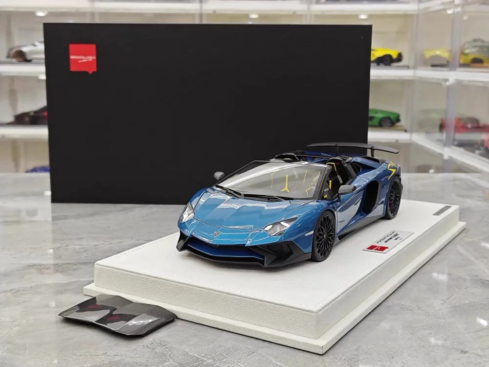 [Make Up] 1:18 Lamborghini 2015 Aventador LP750-4 Cyan modellbil harts