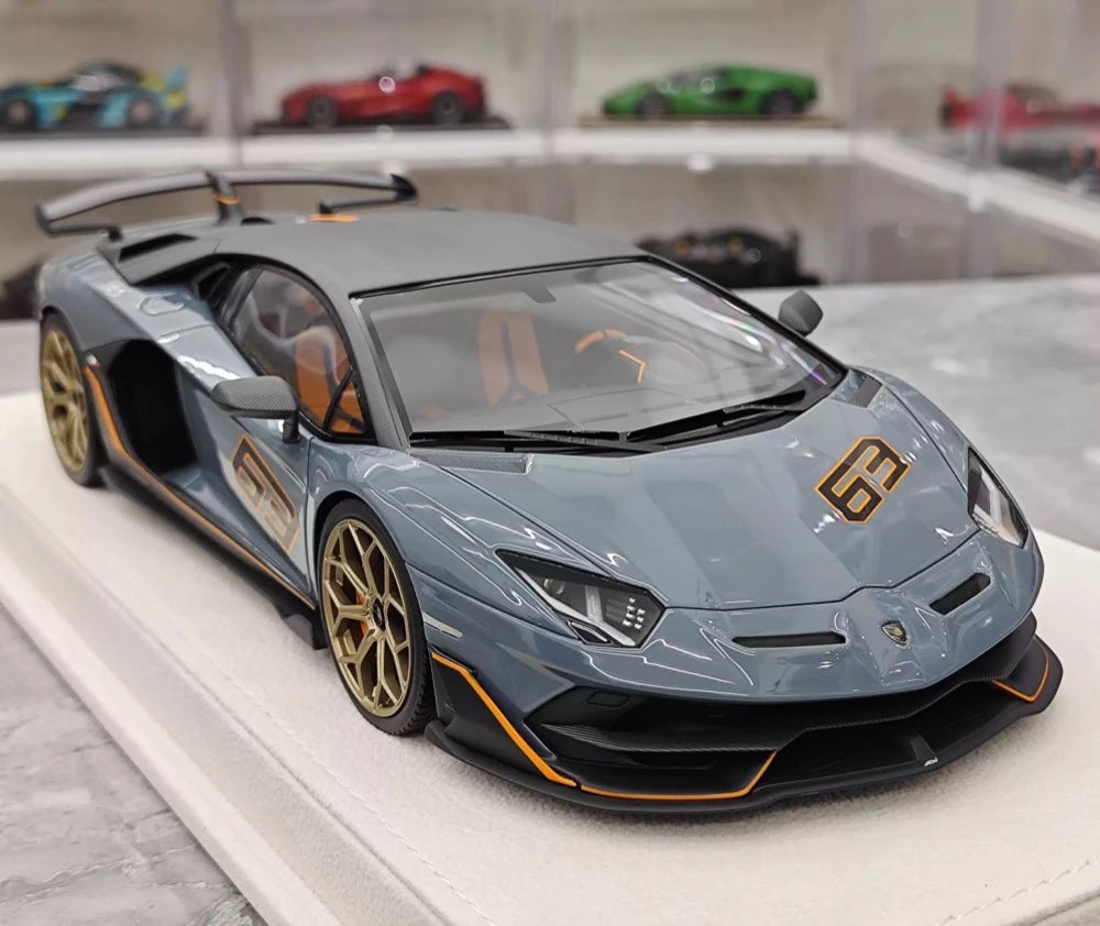 [Make Up] 1:18 Lamborghini 2018 Aventador SVJ Gray Model Car Resin