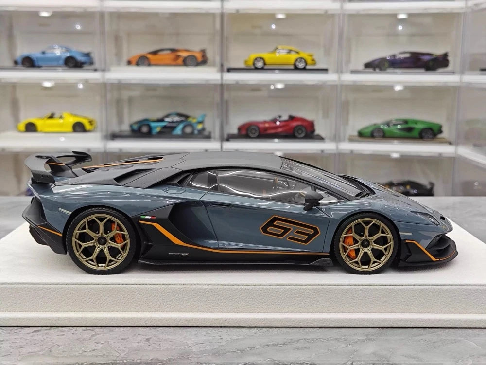 [Make Up] 1:18 Lamborghini 2018 Aventador SVJ Gray Model Car Resin