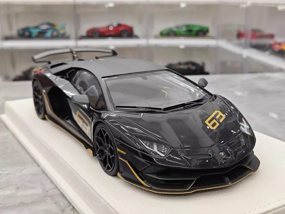[Make Up] 1:18 Lamborghini 2018 Aventador SVJ Black Model Car Resin