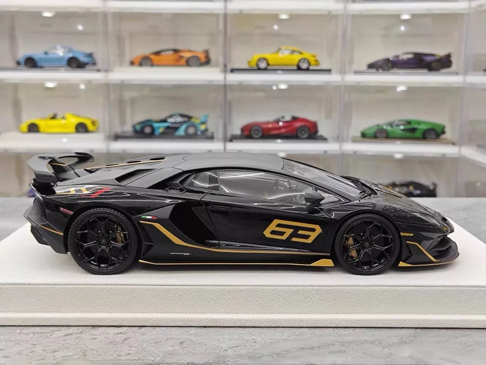 [Make Up] 1:18 Lamborghini 2018 Aventador SVJ zwart modelauto Hars