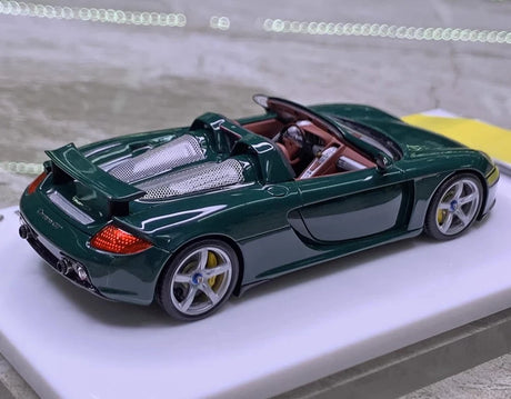 [Make Up] 1:43 Porsche 2004 Carrera GT Green Model Car Resin
