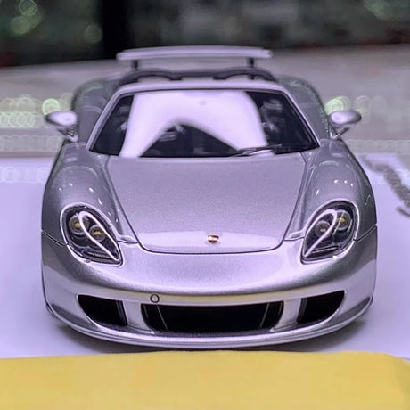 [Make Up] 1:43 Porsche 2004 Carrera GT Silver Model Car Resin